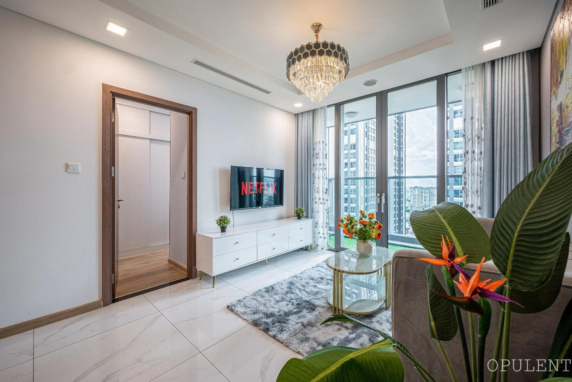 Apartment Opulent Skyline Homes At Landmark 81